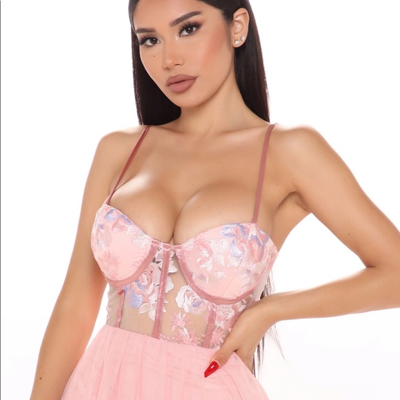 Sweeter In Mesh Maxi Dress - Blush Size Small - Picture 10 of 10